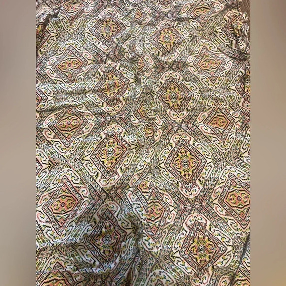 Victorias Secret Mosaic Print Light Weight Romper Pink Green Size M - Picture 3 of 4